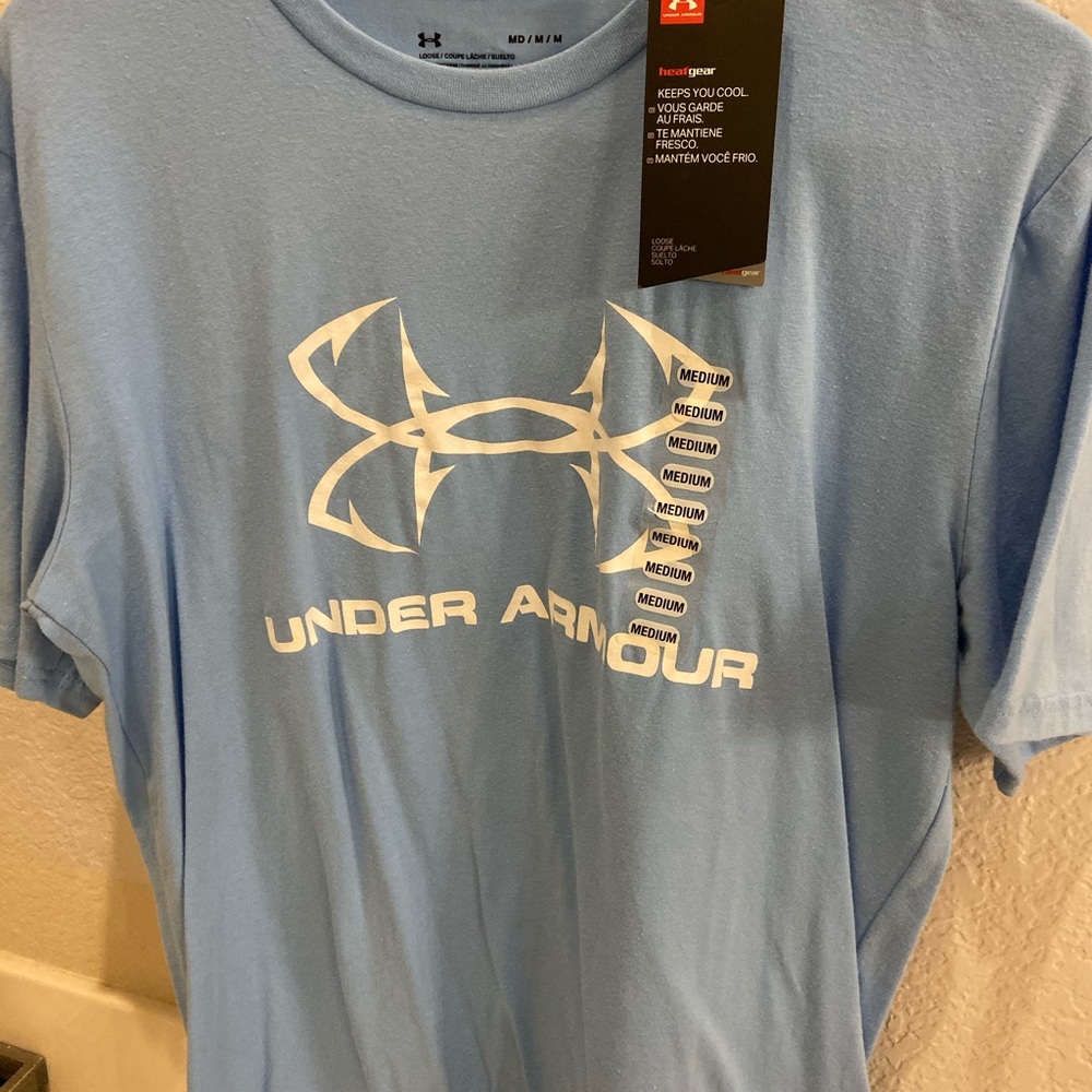 Under Armour Mens M Fish shirt NWT